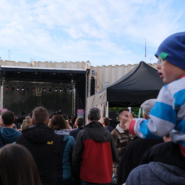 Český rozhlas Hradec Králové oslavil své 80. narozeniny velkolepým koncertem | foto: Milan Baják,  Český rozhlas