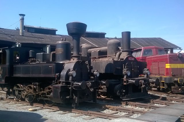Železniční muzeum Výtopna Jaroměř zachraňuje historická železniční vozidla | foto: Bohuslav Škoda