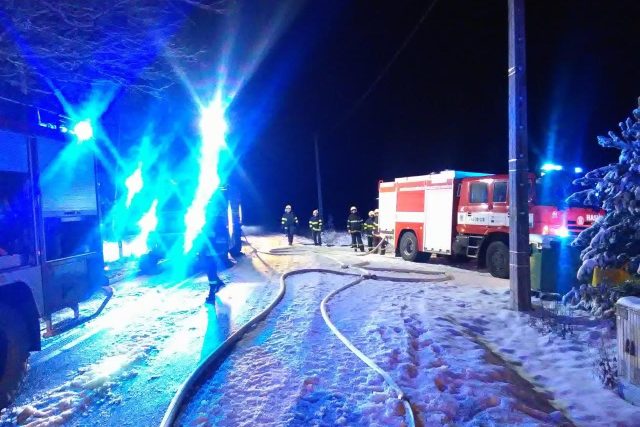 Dobrovolní hasiči pomáhali při požáru rodinného domu v Polsku
