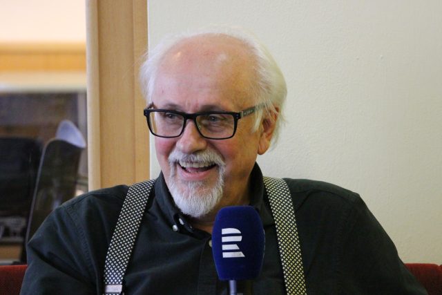 Václav Knop v radioklubu | foto: Tomáš Dražek,  Český rozhlas