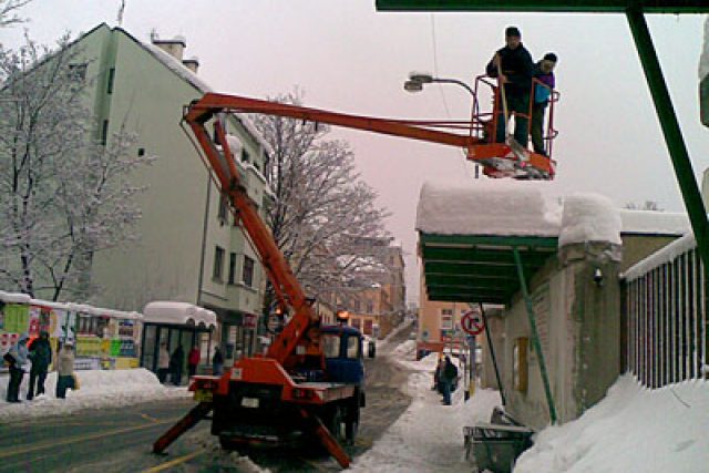 Technické služby v ulicích Jablonce nad Nisou | foto: Blanka Černá
