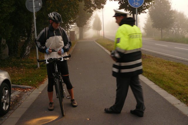 Kontrola cyklistů | foto: Alena Vykydalová,  Český rozhlas