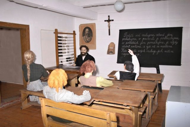 Stará školní třída | foto:  Regionální muzeum v Náchodě