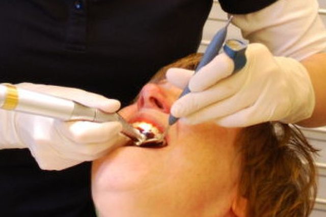 Zubařské ošetření | foto: Erik Christensen