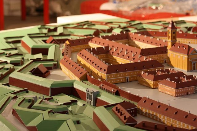 V Josefově si můžete prohlédnout model tohoto pevnostního města v poměru 1 : 300 | foto: Vladimír Jirouš