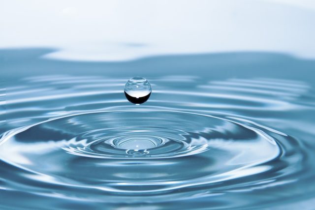 Vodu k životu nezbytně potřebujeme | foto: Fotobanka Pixabay