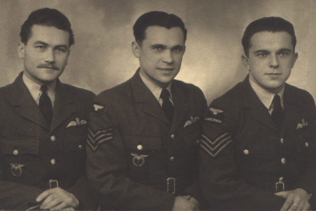 Alois Šiška  (uprostřed) | foto: Post Bellum