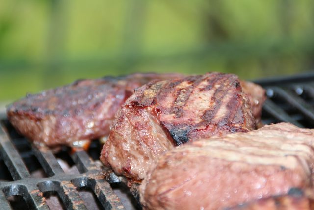 grilování,  steak,  maso,  vaření | foto: CC0 Public domain