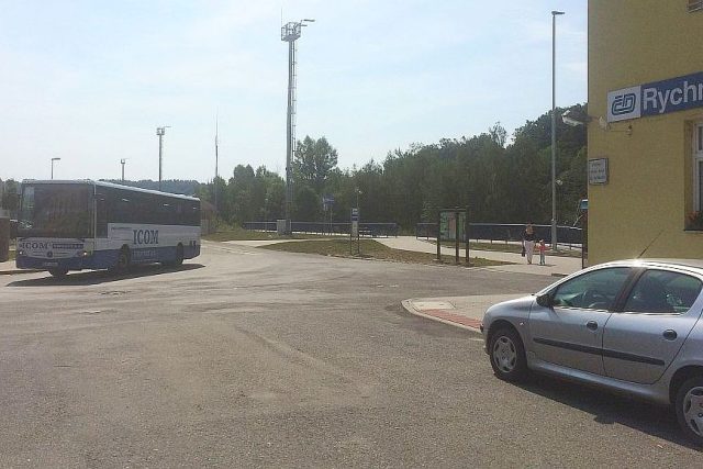 Autobusové i vlakové nádraží v Rychnově nad Kněžnou budou mít k sobě blíž | foto: Jiří Fremuth,  Český rozhlas