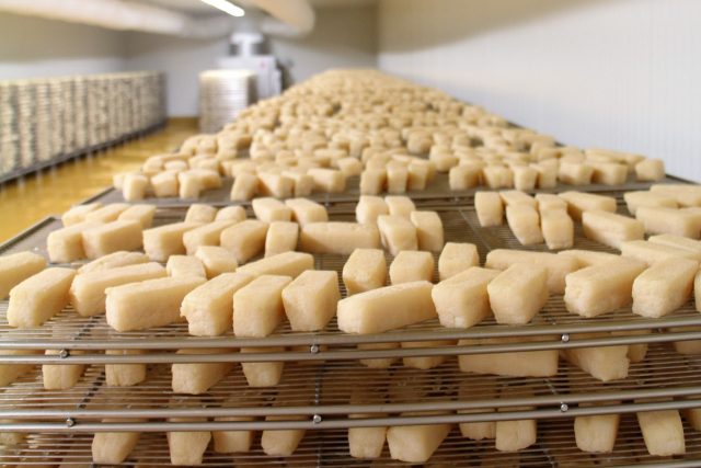 Výroba Romaduru v Jindřichově Hradci | foto: Petr Kološ