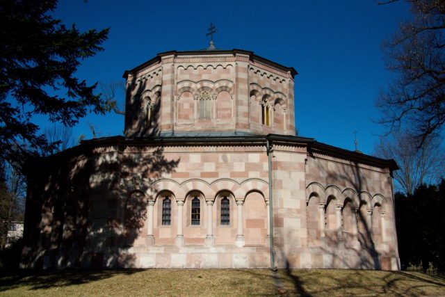 Harrachovská hrobka v Horní Branné | foto: Jaroslav Hoření,  Český rozhlas