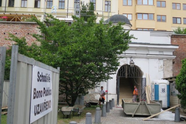 V Hradci Králové začala oprava 200 let starého schodiště Bono publico | foto: Milan Baják,  Český rozhlas