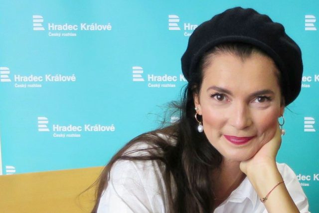 Lucía Gibodová Hrušková v rozhlasové kavárně | foto: Milan Baják,  Český rozhlas