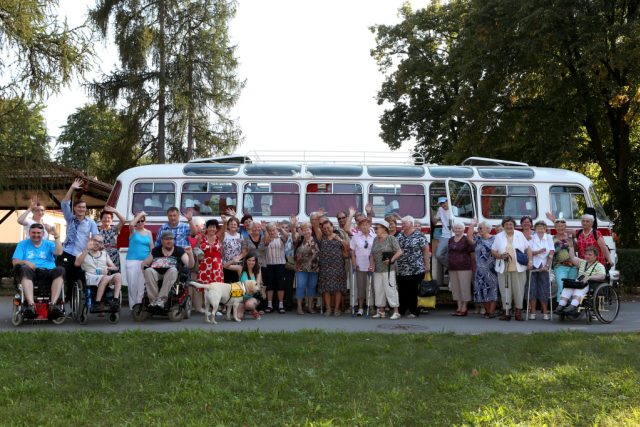 Spolek Hurá na Výlet! je nezisková organizace,  která realizuje volnočasové aktivity pro seniory 65let+ a osoby ZTP – výlety a kulturní akce spojené s informačně osvětovou činností | foto: Nezisková organizace Spolek Hurá na Výlet!