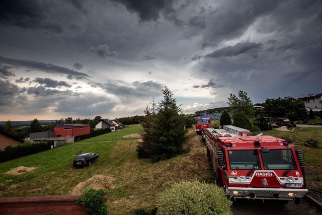 Kvůli silným bouřkám museli na několika místech zasahovat hasiči | foto: Václav Plecháček,  Český rozhlas