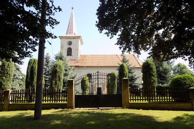 Kostel v Lužci nad Cidlinou | foto: Obec Lužec nad Cidlinou