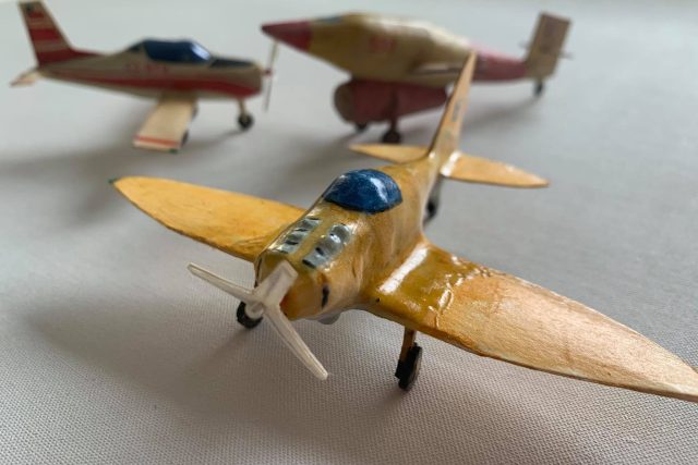 Muzeum papírových modelů v Polici nad Metují na Náchodsku získalo několik tisíc modelů letadel | foto: Jana Házová,  Český rozhlas