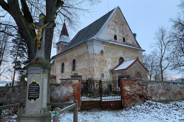 Strop v kostele svatého Šimona a Judy ve Starém Rokytníku u Trutnova se po letech konečně dočká obnovy | foto: Jana Házová,  Český rozhlas