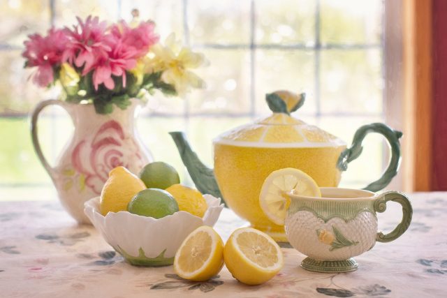 Při karnevalu virů nastává čas na čaj s citronem a medem  (ilustrační foto) | foto: Fotobanka Pixabay