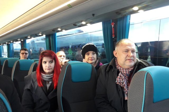 Do jednoho autobusu se vejde 65 sedících cestujících.jpg | foto: Ivana Bernáthová,  Český rozhlas