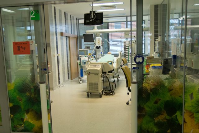Hradecká fakultní nemocnice pozvala zájemce na prohlídku kliniky KARIM | foto: Fakultní nemocnice Hradec Králové