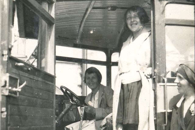 Růžena Zdobnická,  řidička autobusu | foto: archiv rodiny Zdobnických