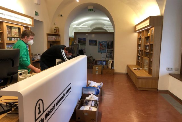 Městské informační centrum v Jičíně se vrací do opravených staronových prostor | foto: Kateřina Kohoutová,  Český rozhlas