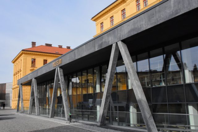 Opravená Gayerova kasárna v Hradci Králové začínají sloužit muzeu | foto: Krajský úřad Královéhradeckého kraje