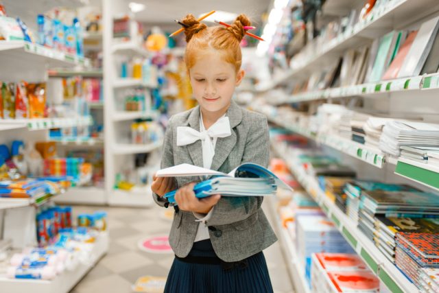 Nákup školních pomůcek je teď v plném proudu  (ilustrační foto) | foto: Shutterstock