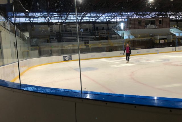 Trutnovský zimní stadion bude při Olympiádě dětí a mládeže patřit mladým hokejistům | foto: Kateřina Kohoutová,  Český rozhlas