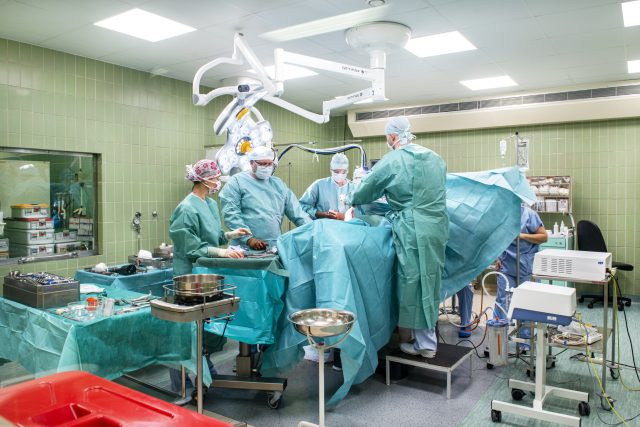 Nemocnice zatím zvažují,  kdy a v jakém rozsahu zvládnou odkladnou péči obnovit  (ilustrační foto) | foto: Nemocnice s poliklinikou Česká Lípa