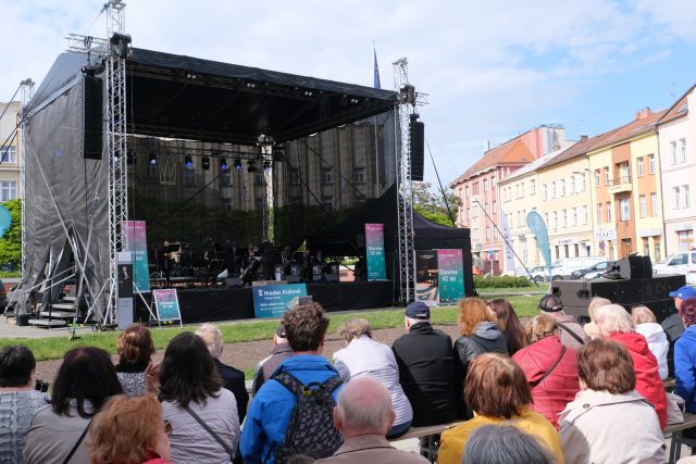 Český rozhlas Hradec Králové oslavil své 80. narozeniny velkolepým koncertem | foto: Milan Baják,  Český rozhlas