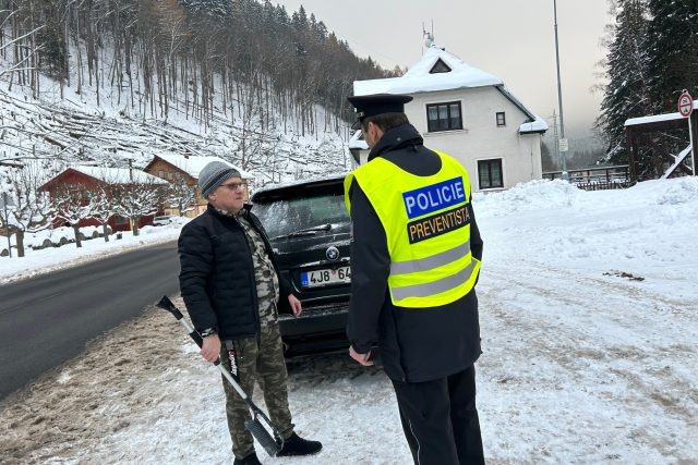 S otevřením zimních středisek zvýšila trutnovská policie počet svých kontrol řidičů na silnicích | foto: Kateřina Kohoutová,  Český rozhlas