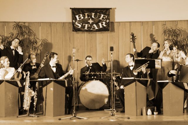 Václav Marek & His Blue Star - Swingová a taneční hudba 30. - 40. let 20. století | foto: Archiv Václava Marka