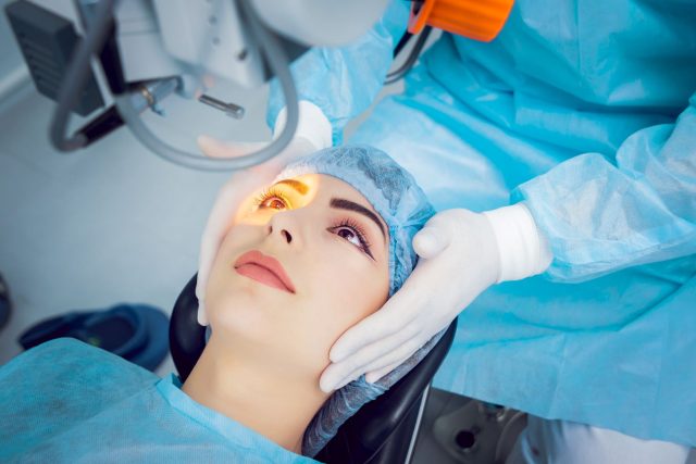 Laserová operace očí | foto: Shutterstock