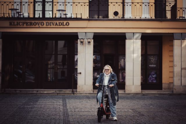 Herečka Lenka Loubalová,  stálice Klicperova divadla v Hradci Králové | foto: Jiřina Šmídová,  Český rozhlas