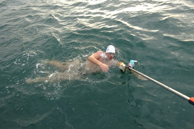 Dálkový plavec Michal Slanina z Jičína zdolal kanál La Manche | foto: archiv Michala Slaniny