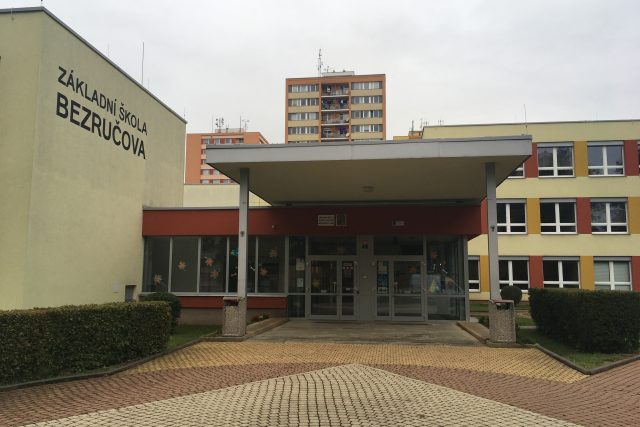 Základní škola Bezručova v Hradci Králové prochází opravami | foto: Eliška Horáková