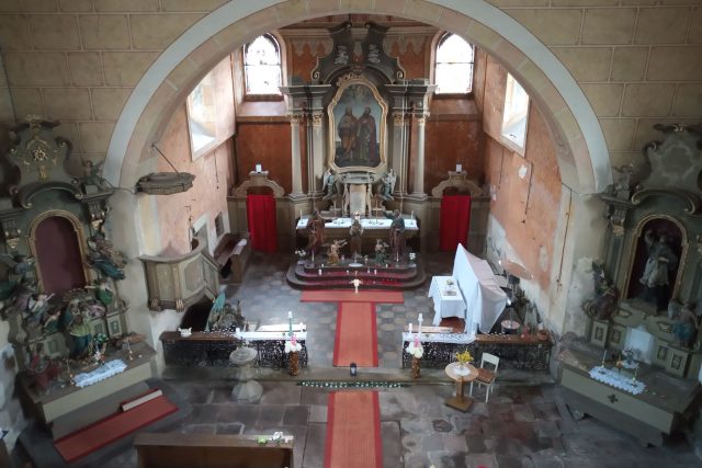 V kostele ve Starém Rokytníku sedí vedle sebe minulost s přítomností | foto: Jana Házová,  Český rozhlas