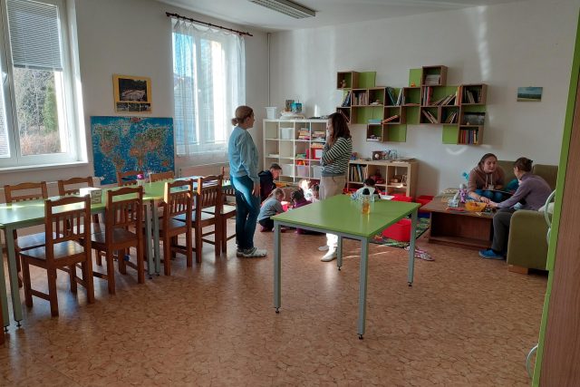 Po celé republice vznikají adaptační skupiny pro děti z Ukrajiny. Mají podpořit jejich psychické zdraví | foto: Jakub Vik