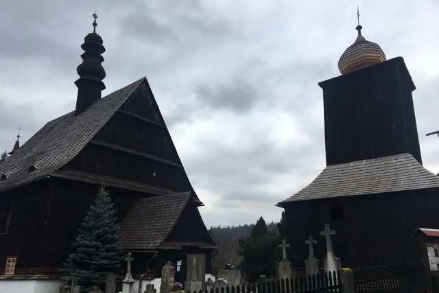 V Liberku na Rychnovsku začala oprava roubené zvonice a kostela sv. Petra a Pavla ze 17. století | foto: Jana Házová,  Český rozhlas