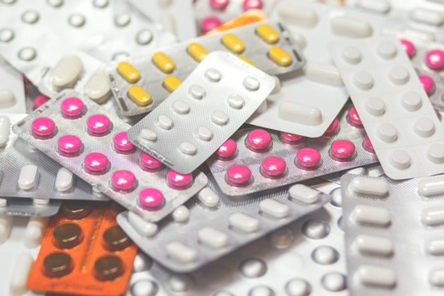 Pokud užíváme více jak 4 léky,  tak stoupá riziko interakcí mezi nimi  (ilustrační foto) | foto: Pixabay,  Licence Pixabay
