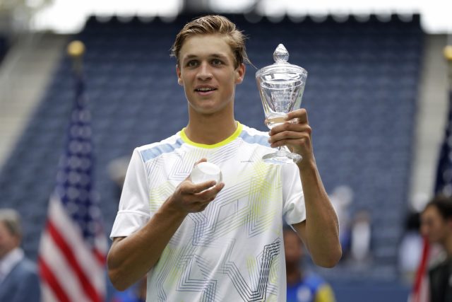 Vítěz singlového juniorského turnaje US Open Jonáš Forejtek | foto: Adam Hunger,  ČTK/AP/