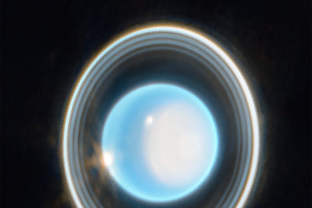 Snímek planety Uran z Webbova teleskopu | foto: NASA/ Webbův teleskop