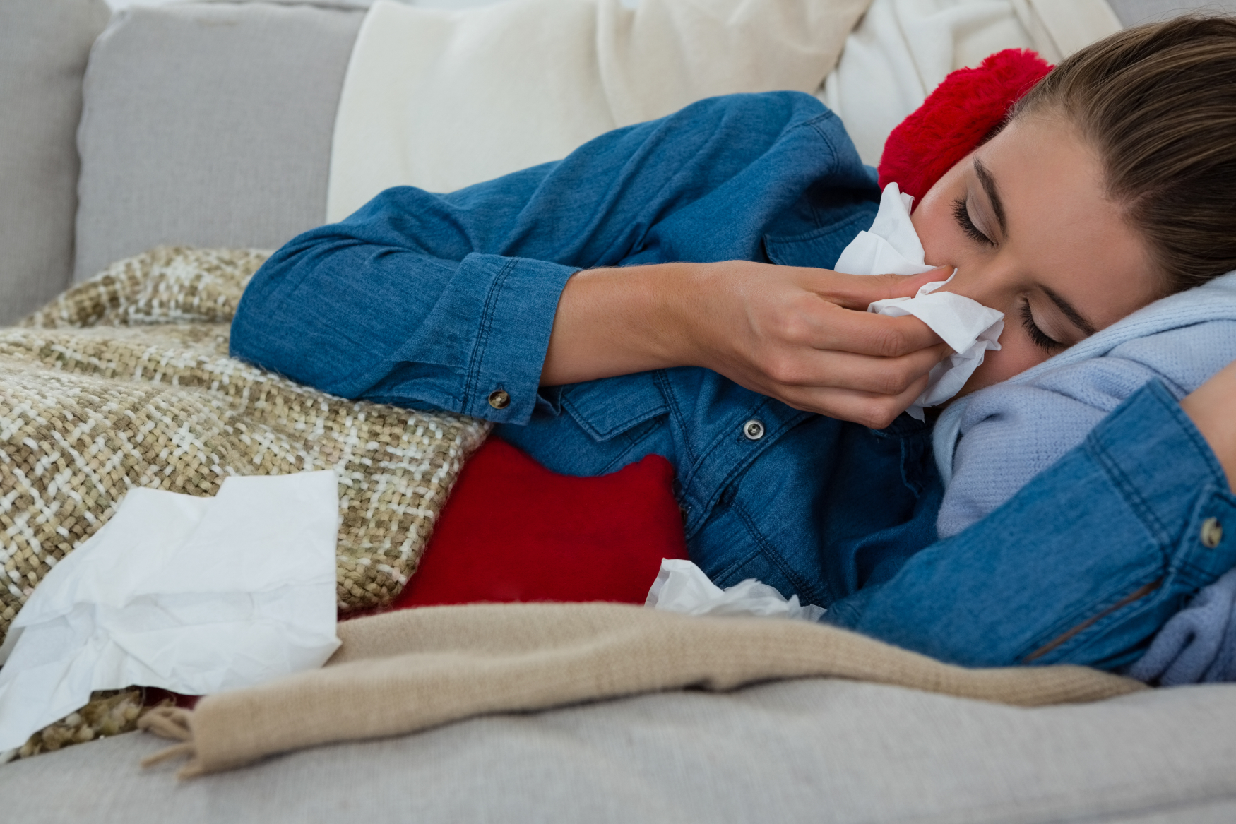 Chřipková epidemie je podle hygieniků na vzestupu. Respirační infekce tak  postihují i zdravotníky | Hradec Králové